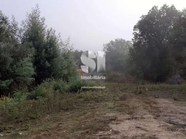 Ver detalhes: Venda Terreno Urbano T0