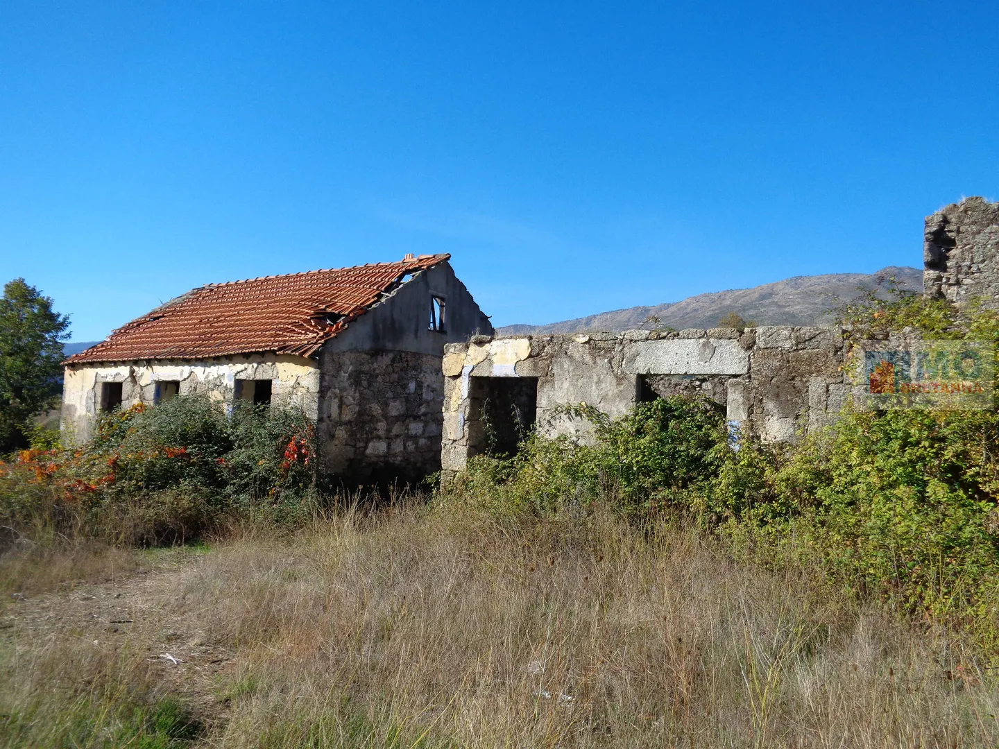 Ver detalhes: Venda Terreno Urbano T0